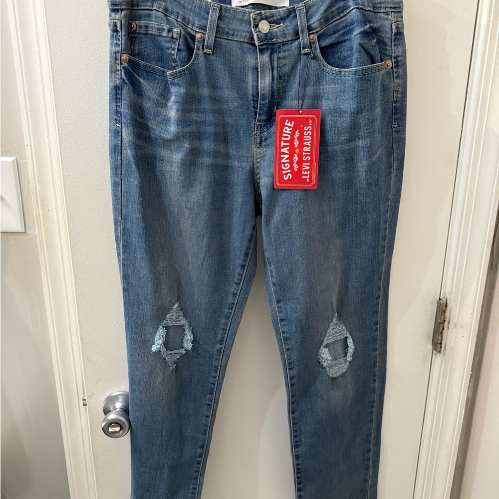Signature by Levi Strauss High Rise Blue Jeans